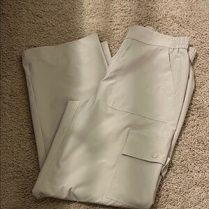 Lou & Grey Cargo Pants